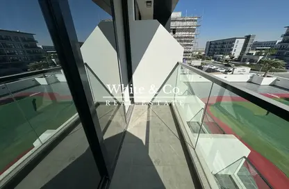 Apartment - Studio - 1 Bathroom for rent in Samana Golf Avenue - Dubai Studio City - Dubai