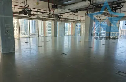 Office Space - Studio - 4 Bathrooms for rent in Al Fattan Office Tower - Al Fattan Marine Towers - Jumeirah Beach Residence - Dubai