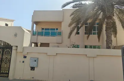 فيلا - 6 غرف نوم - 5 حمامات للايجار في شرقان - الحيرة - الشارقة فيلا - 6 غرف نوم - 5 حمامات للايجار في شرقان - الحيرة - الشارقة