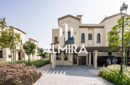 Villa - 5 Bedrooms - 6 Bathrooms for sale in Bloom Living - Zayed City (Khalifa City C) - Khalifa City - Abu Dhabi