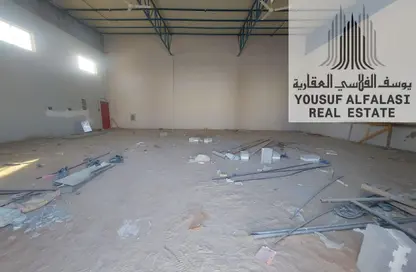 Warehouse - Studio - 4 Bathrooms for rent in Umm Al Thuoob - Umm Al Quwain