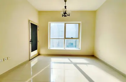 Apartment - 2 Bedrooms - 2 Bathrooms for rent in Al Thani Muwaileh - Muwaileh Commercial - Sharjah