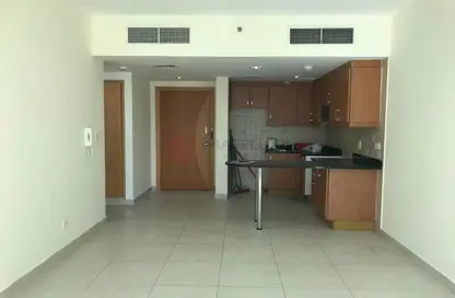 Apartment - 1 Bedroom - 1 Bathroom for sale in Global Lake View - JLT Cluster E - Jumeirah Lake Towers - Dubai