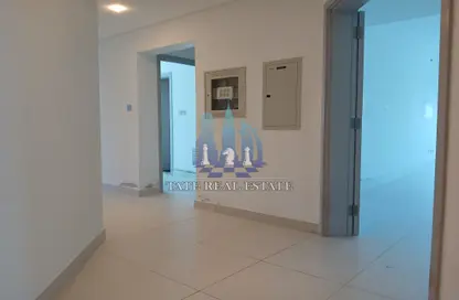 Apartment - 2 Bedrooms - 4 Bathrooms for rent in Tourist Club Area - Abu Dhabi