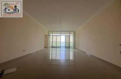 Apartment - 4 Bedrooms - 6 Bathrooms for rent in Al Majaz 3 - Al Majaz - Sharjah
