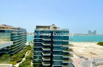 Apartment - 1 Bedroom - 2 Bathrooms for sale in Palm Jumeirah - Dubai