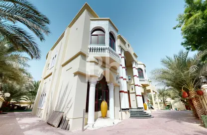 Villa - 7+ Bedrooms - 7+ Bathrooms for rent in Sector E - Emirates Hills - Dubai