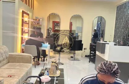 Shop - Studio - 1 Bathroom for rent in Abna Saqer Building - Al Hamidiya 1 - Al Hamidiya - Ajman