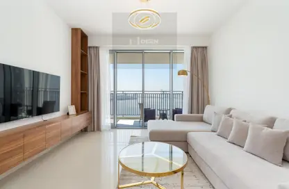 Living Room image for: Apartment - 2 Bedrooms - 3 Bathrooms for sale in 17 Icon Bay - Dubai Creek Harbour (The Lagoons) - Dubai, Image 1
