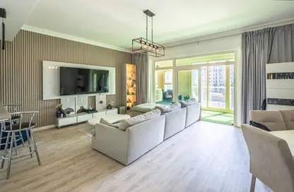 Apartment - 2 Bedrooms - 3 Bathrooms for sale in Al Basri - Shoreline Apartments - Palm Jumeirah - Dubai
