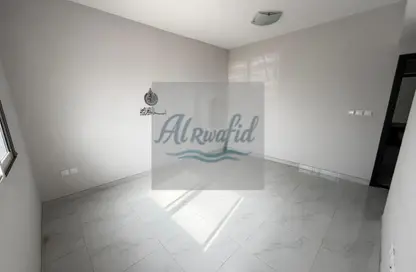 Apartment - 2 Bedrooms - 2 Bathrooms for rent in Al Jurf 3 - Al Jurf - Ajman Downtown - Ajman