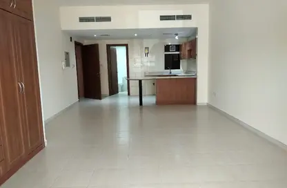Apartment - Studio - 1 Bathroom for rent in Golf Apartments - Al Hamra Village - Ras Al Khaimah