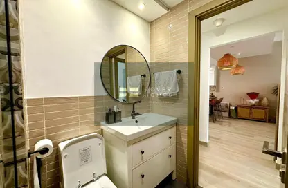 Apartment - 1 Bedroom - 1 Bathroom for rent in Bloom Towers B - Bloom Towers - Jumeirah Village Circle - Dubai