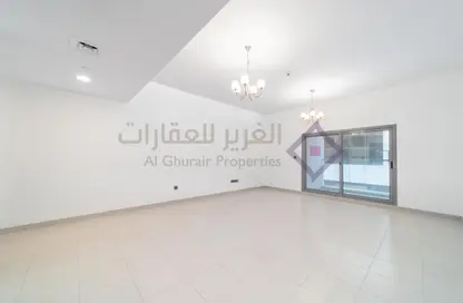 شقة - 3 غرف نوم - 3 حمامات للايجار في المرقبات - ديرة - دبي