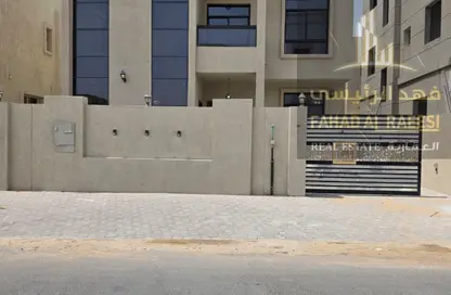 فيلا - 5 غرف نوم - 6 حمامات للايجار في الزاهية جاردنز - الزاهية - عجمان