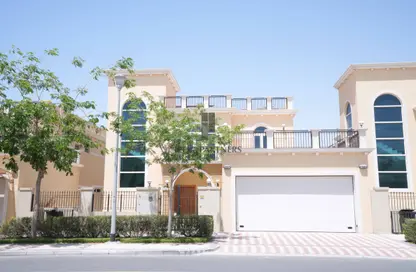 Villa - 4 Bedrooms - 5 Bathrooms for sale in Legacy - Jumeirah Park - Dubai