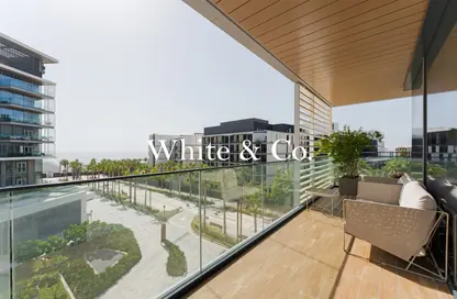 Apartment - 4 Bedrooms - 6 Bathrooms for sale in Apartment Building 10 - Bluewaters Residences - Bluewaters - Dubai