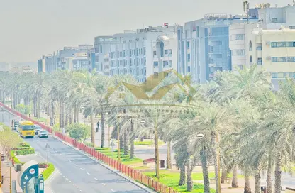 Apartment - 2 Bedrooms - 2 Bathrooms for rent in Al Muteena - Deira - Dubai