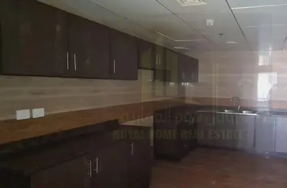 Apartment - 3 Bedrooms - 3 Bathrooms for rent in Al Rawda 1 - Al Rawda - Ajman