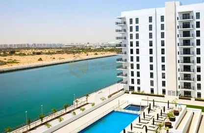 Apartment - Studio - 1 Bathroom for rent in Waters Edge - Yas Island - Abu Dhabi