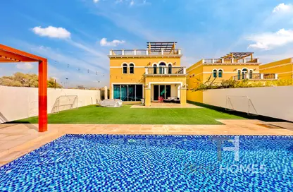 Pool image for: Villa - 4 Bedrooms - 4 Bathrooms for sale in Legacy Nova Villas - Jumeirah Park - Dubai, Image 1