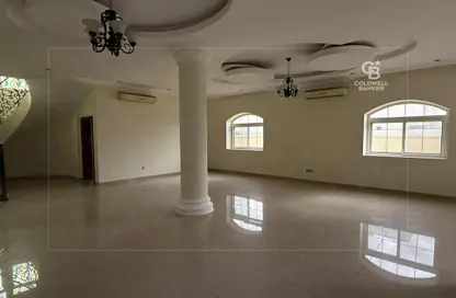 Villa - 4 Bedrooms - 6 Bathrooms for rent in Al Quoz 1 - Al Quoz - Dubai