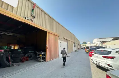 Warehouse - Studio - 2 Bathrooms for sale in Al Quoz - Dubai