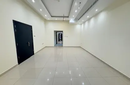 Villa - 5 Bedrooms - 6 Bathrooms for rent in Al Nouf 4 - Al Nouf - Sharjah