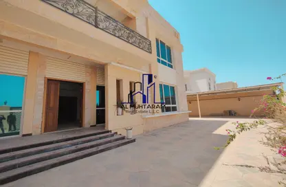 فيلا - 4 غرف نوم - 6 حمامات للايجار في النخيلات - الحيرة - الشارقة