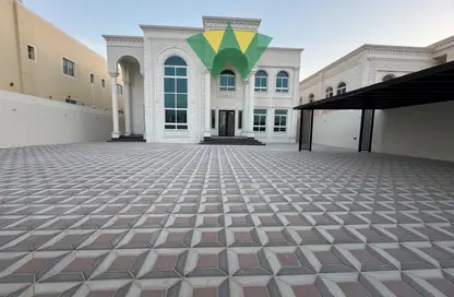 فيلا - 6 غرف نوم - 8 حمامات للايجار في مدينة الرياض - أبوظبي