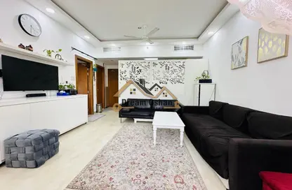 Apartment - 1 Bedroom - 2 Bathrooms for sale in Binghatti Point - Dubai Silicon Oasis - Dubai