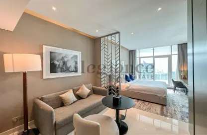 Living Room image for: Apartment - 1 Bathroom for rent in PRIVE BY DAMAC (A) - DAMAC Maison Privé - Business Bay - Dubai, Image 1