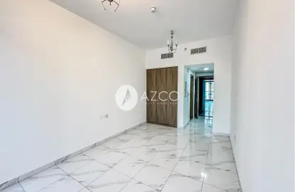 Empty Room image for: Apartment - 1 Bathroom for sale in Serenity Lakes 5 - Jumeirah Village Circle - Dubai, Image 1