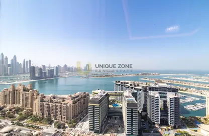 Apartment - Studio - 1 Bathroom for rent in The Palm Tower - Palm Jumeirah - Dubai