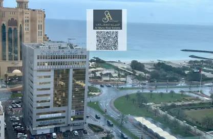 شقة - 2 غرف نوم - 2 حمامات للايجار في مساكن كورنيش عجمان - طريق كورنيش عجمان - عجمان