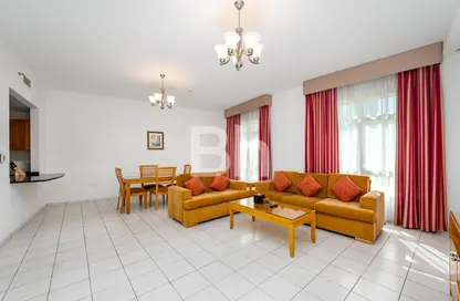 Apartment - 2 Bedrooms - 2 Bathrooms for rent in Roda Al Murooj - Downtown Dubai - Dubai