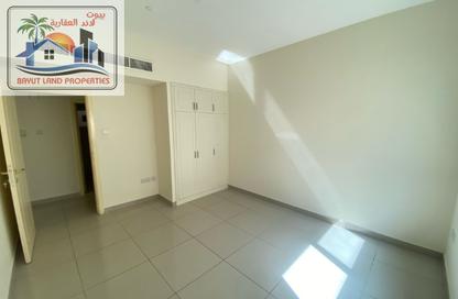 Apartment - 3 Bedrooms - 3 Bathrooms for rent in Muwailih Building - Muwaileh - Sharjah