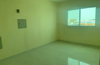 Office Space - Studio - 3 Bathrooms for rent in Al Jurf Industrial 2 - Al Jurf Industrial - Ajman