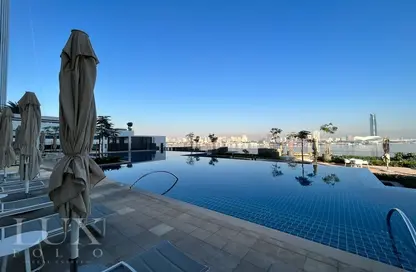 صورة لـ حوض سباحة شقة - 2 غرف نوم - 2 حمامات للايجار في كريك ايدج تاور 2 - كريك إيدج - ميناء خور دبي (ذا لاجونز) - دبي ، صورة رقم 1