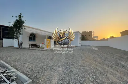 فيلا - 2 غرف نوم - 4 حمامات للايجار في الظيت الجنوبي - الظيت - رأس الخيمة
