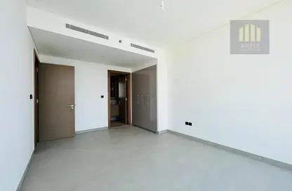 Empty Room image for: Apartment - 2 Bedrooms - 3 Bathrooms for rent in Sobha Hartland Waves - Sobha Hartland - Mohammed Bin Rashid City - Dubai, Image 1