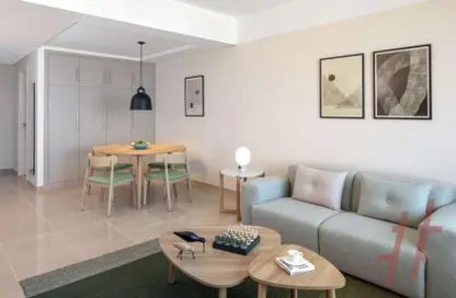 Living / Dining Room image for: Hotel  and  Hotel Apartment - 2 Bedrooms - 3 Bathrooms for rent in DIFC - Dubai, Image 1