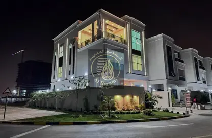 Villa - 7 Bedrooms - 5 Bathrooms for rent in Ajman Corniche Residences - Ajman Corniche Road - Ajman