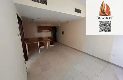 Apartment - 1 Bedroom - 1 Bathroom for rent in Jasmine Towers - Garden City - Ajman