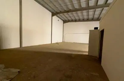 مستودع - استوديو - 1 حمام للايجار في أم درع - أم القيوين