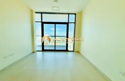 Apartment - 1 Bedroom - 2 Bathrooms for rent in Central Park Tower - Jumeirah Village Circle - Dubai