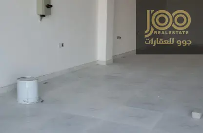 Warehouse - Studio - 1 Bathroom for rent in Umm Al Thuoob - Umm Al Quwain