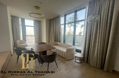 Apartment - 1 Bedroom - 2 Bathrooms for rent in Regina Tower - Jumeirah Village Circle - Dubai