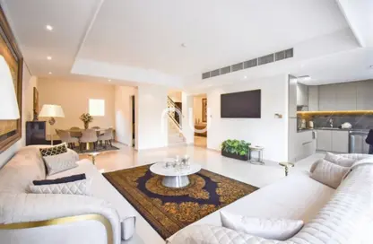 Villa - 3 Bedrooms - 4 Bathrooms for rent in Springs 15 - The Springs - Dubai