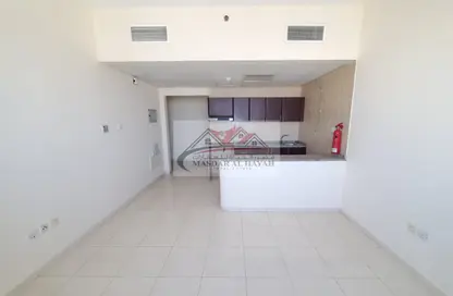 Apartment - Studio - 1 Bathroom for rent in Gulf Pearl Tower - Al Nahda - Sharjah